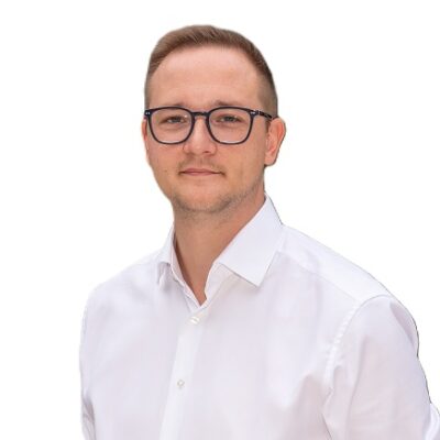 Niklas Cerovina Headshot